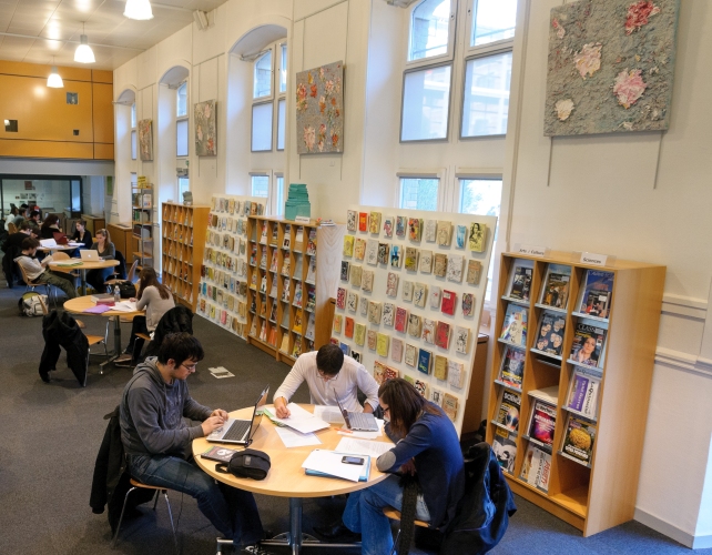 Biblioth�que universitaire Manufacture