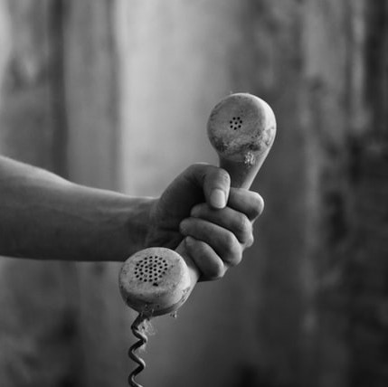 Téléphone © Kornyeir